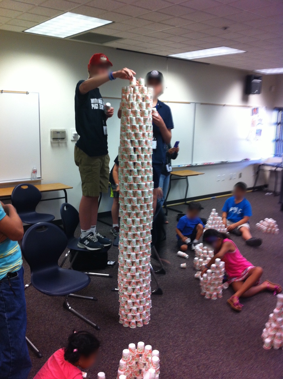 Paper cup construction